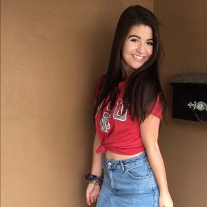 Meet your Posher, Natalie